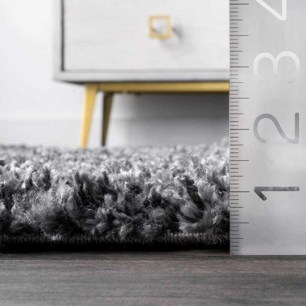 Solid Shag Rug | Dark Grey