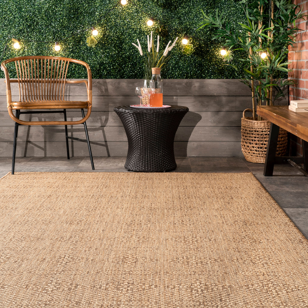 Filigree Indoor/Outdoor Flatweave Rug | Brown