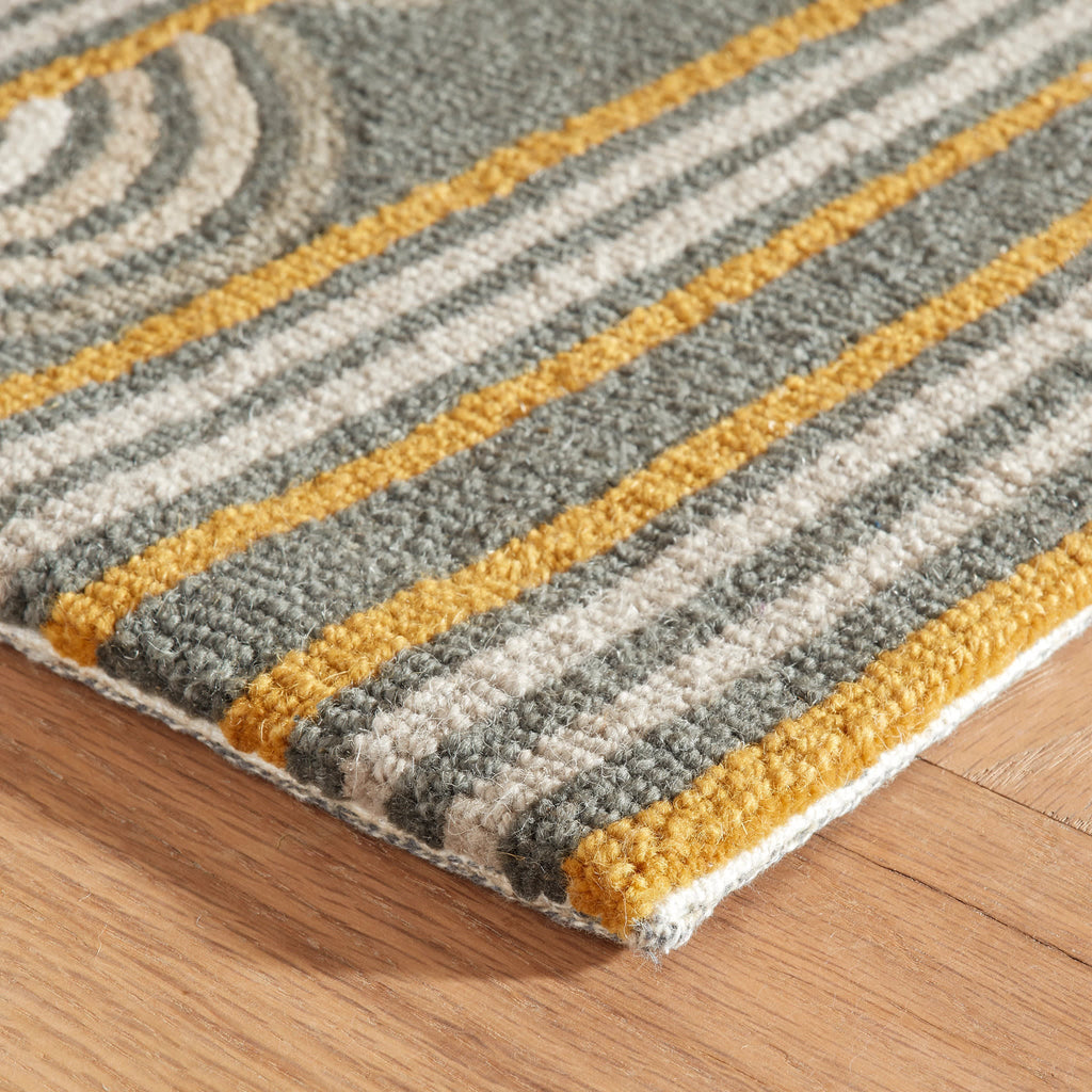 Button Hand Micro Hooked Wool Rug | Grey