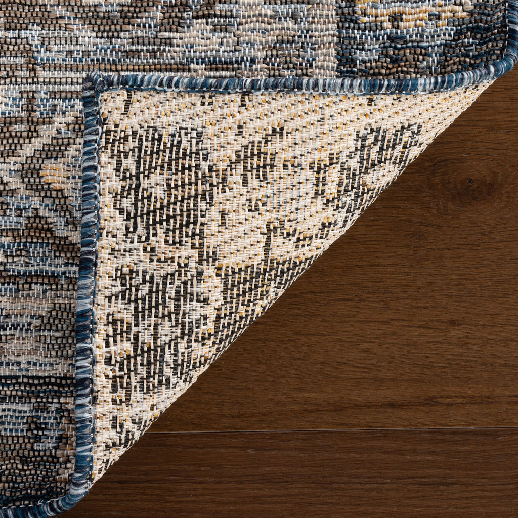 Liamara Traditional Medallion Indoor/Outdoor Rug | Grey