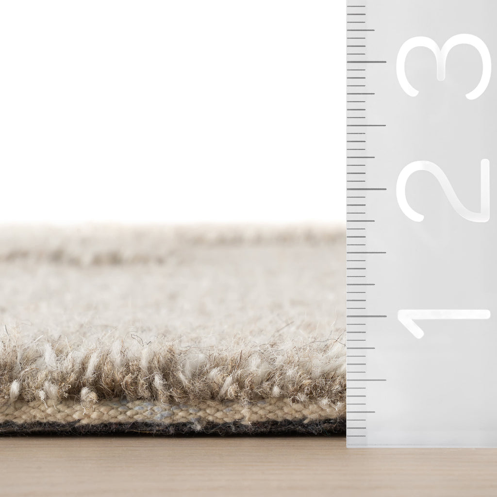 Sorvelle Modern Solid Wool Rug | Grey