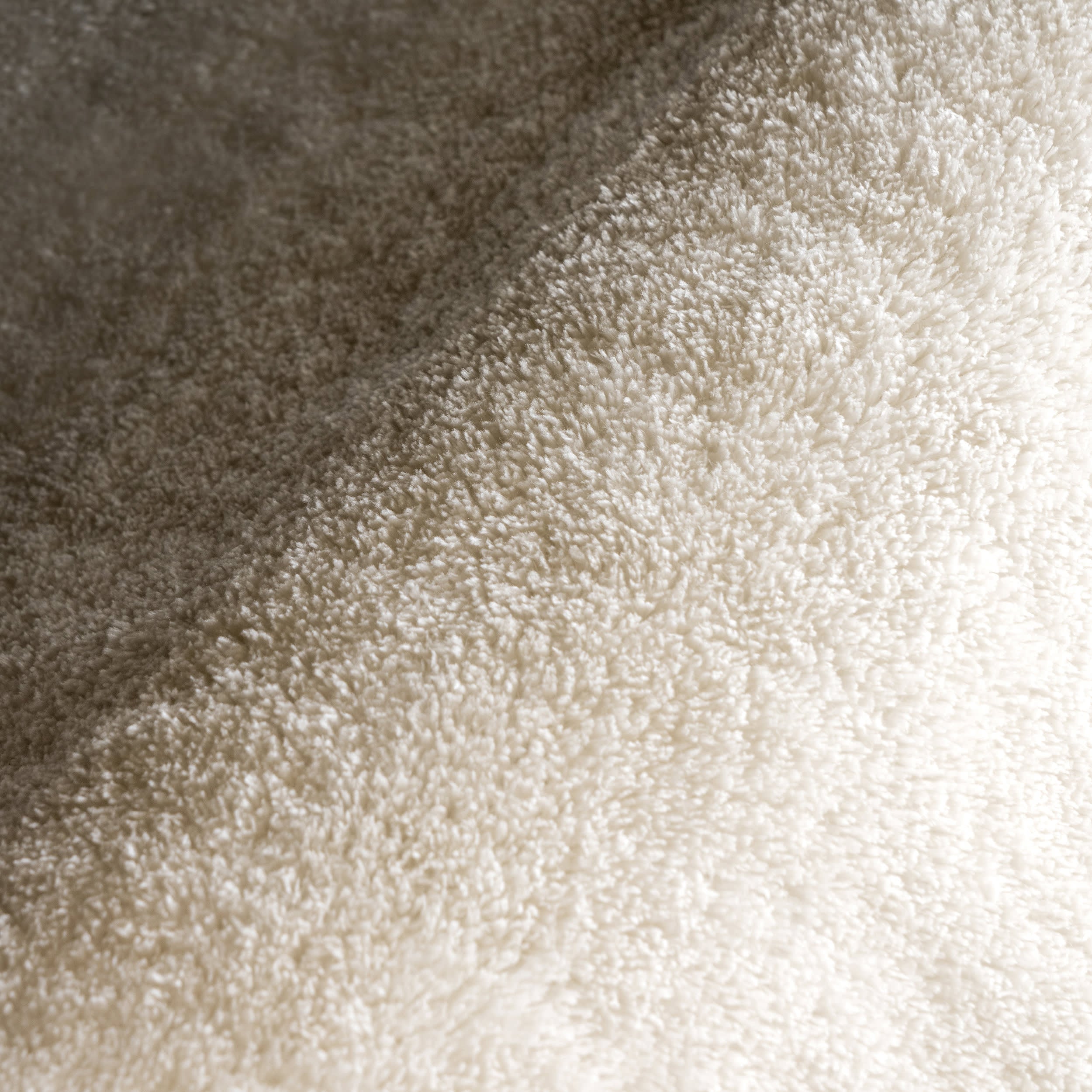 Washable Solid Shag Rug | Off White