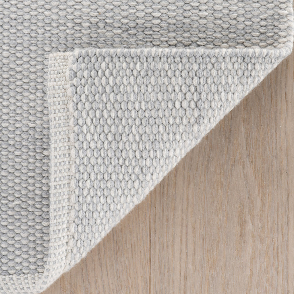 Pebble Handwoven Performance Rug | Grey