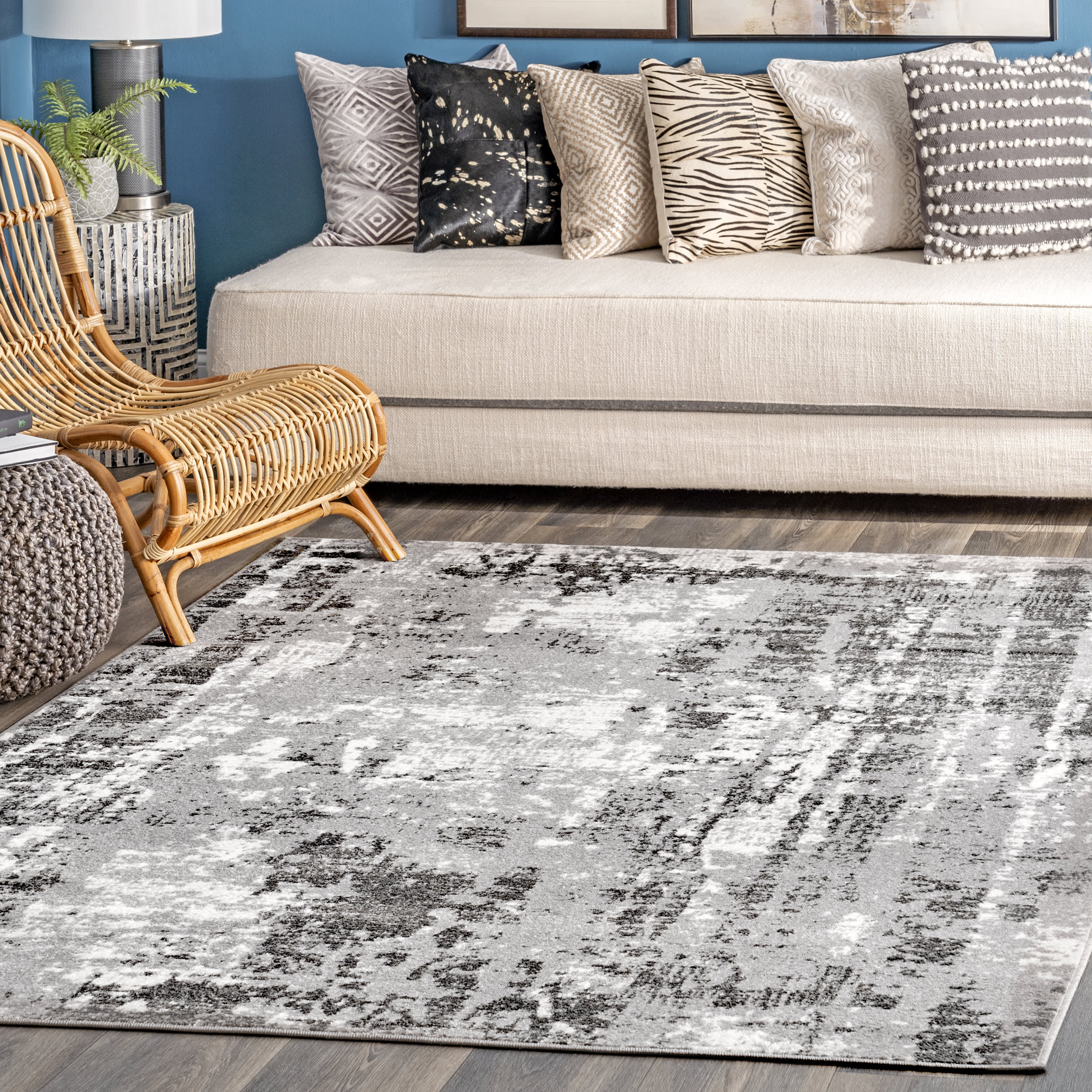 Strained Abstract Rug | Grey Secondary image