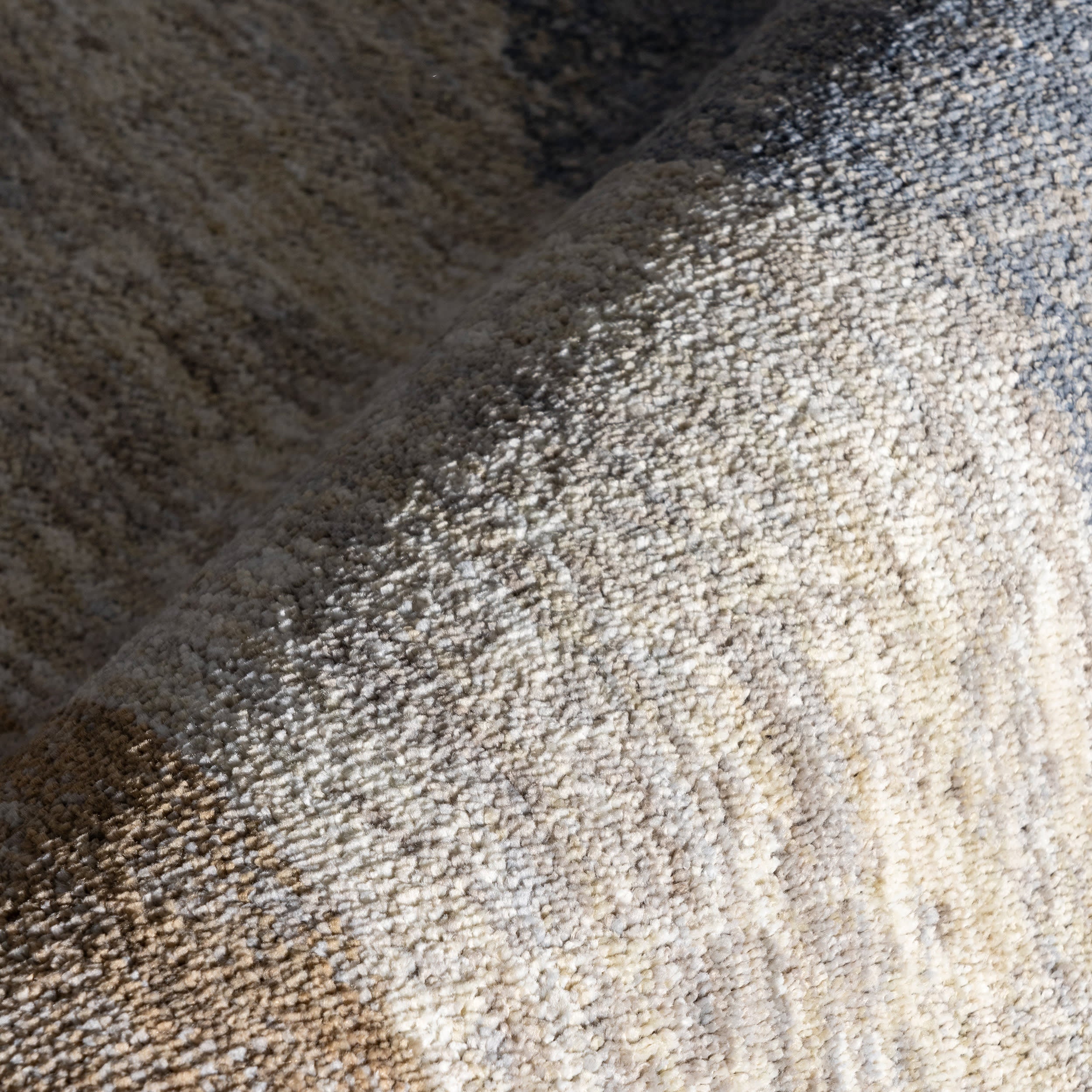 Kaiya Blue Moon Rug | Beige