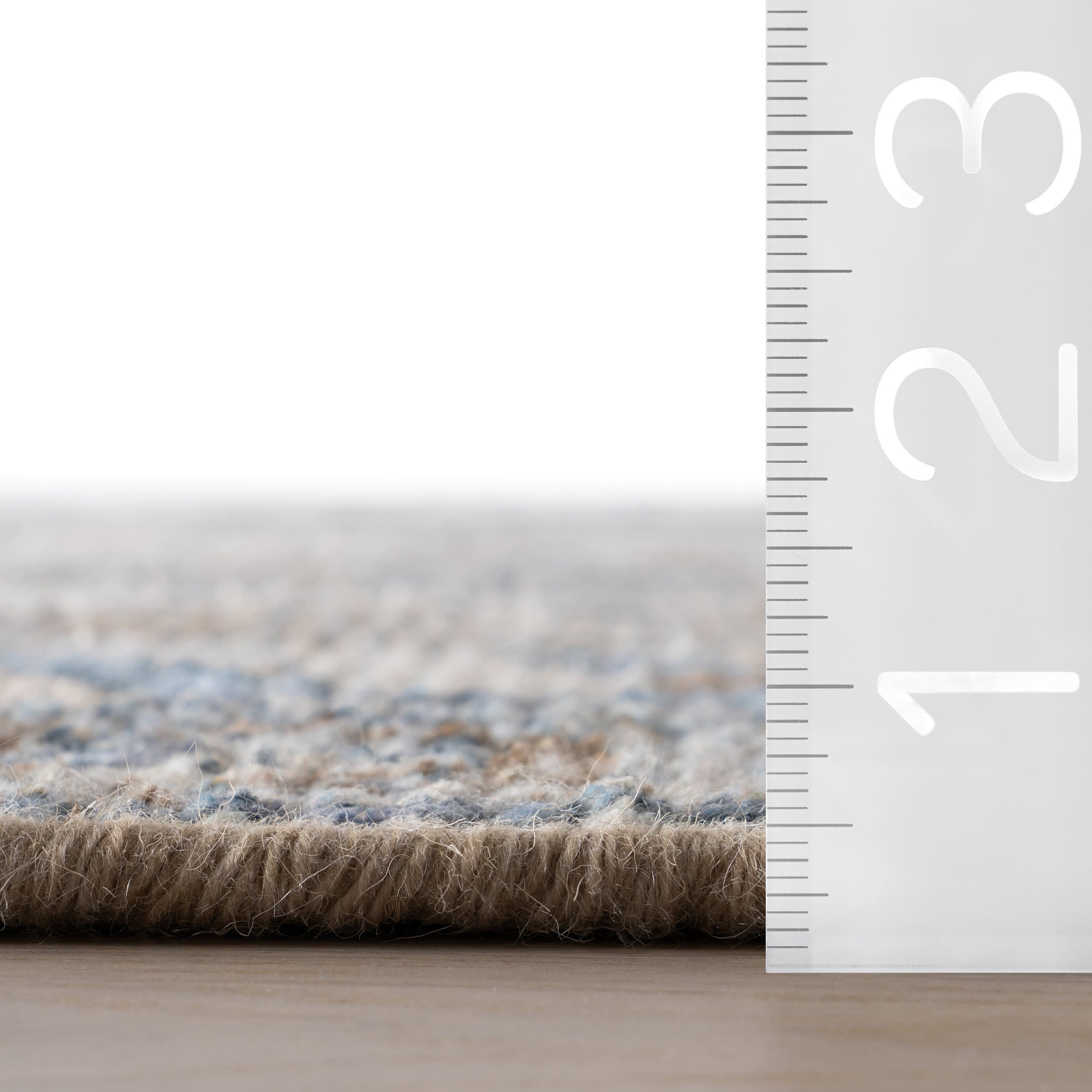 Tavi Hand Loomed Wool Rug | Ivory