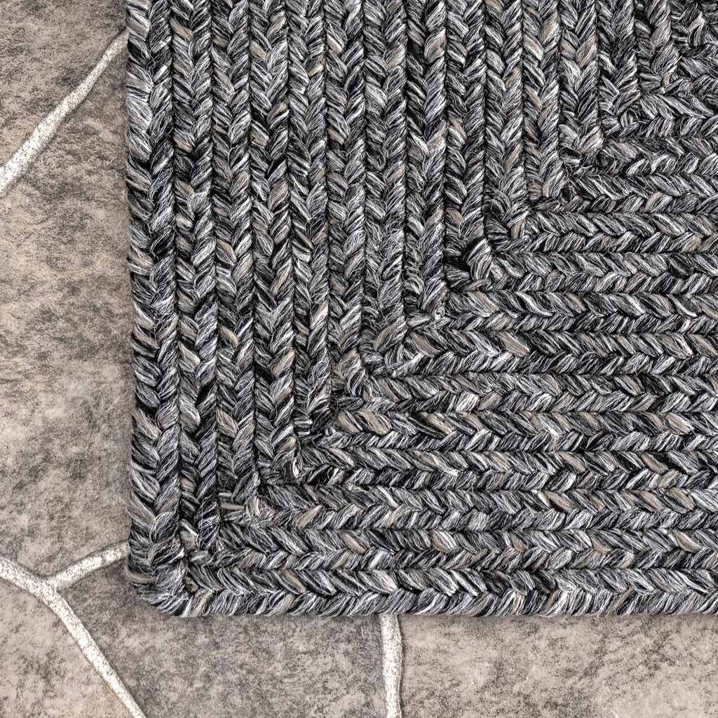 Everywhere Hand-Braided Indoor/Outdoor Rug | Charcoal