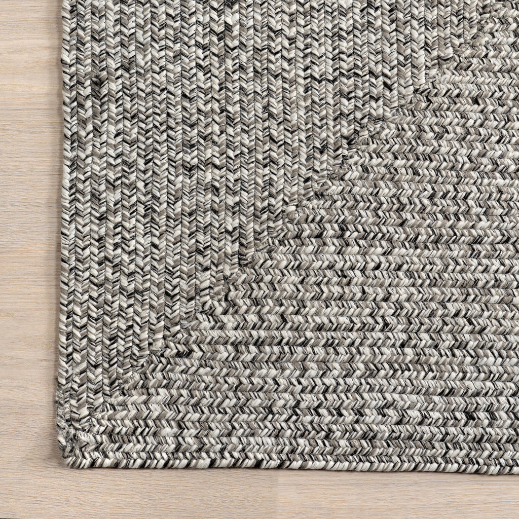 Everywhere Hand-Braided Indoor/Outdoor Rug | Salt And Pepper