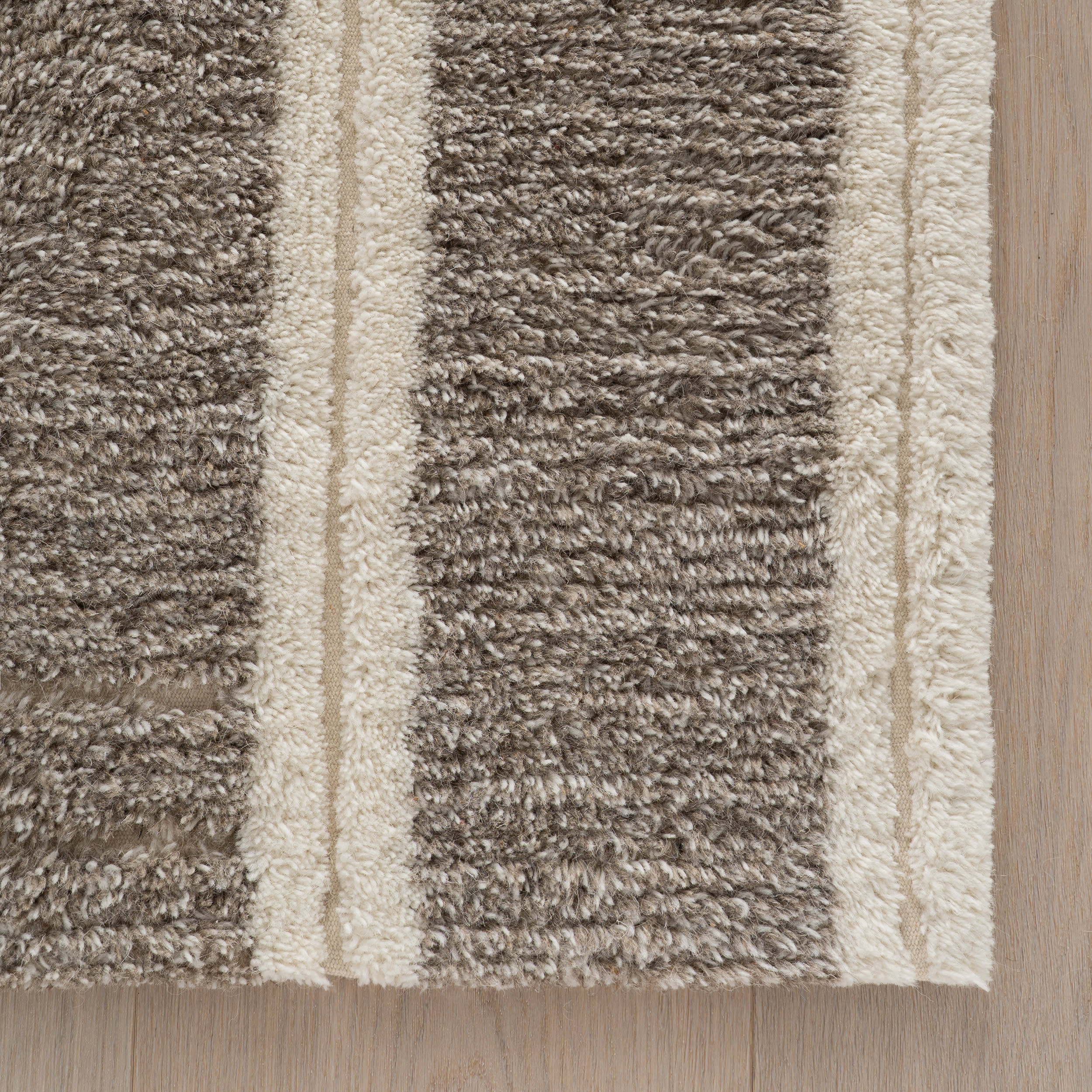 Elvine Modern Striped Wool Rug | Grey