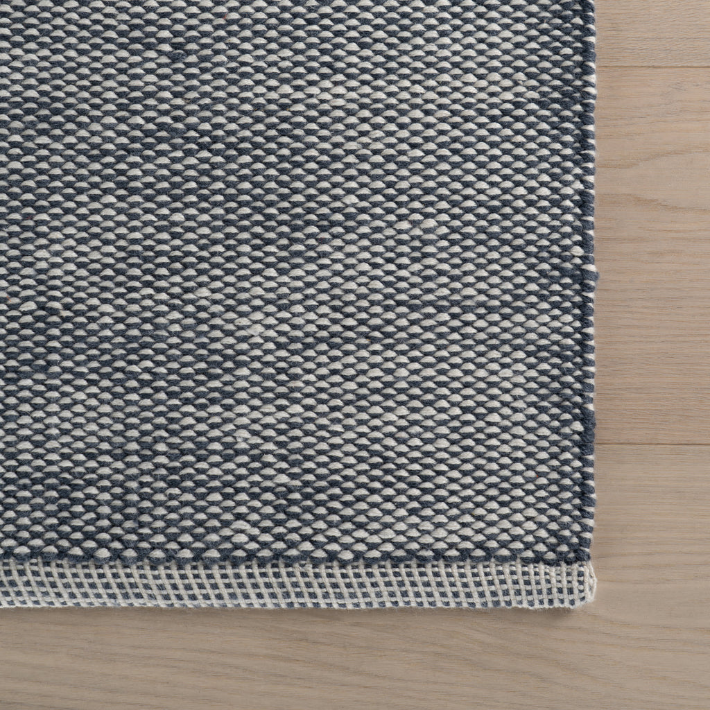Pebble Handwoven Performance Rug | Blue