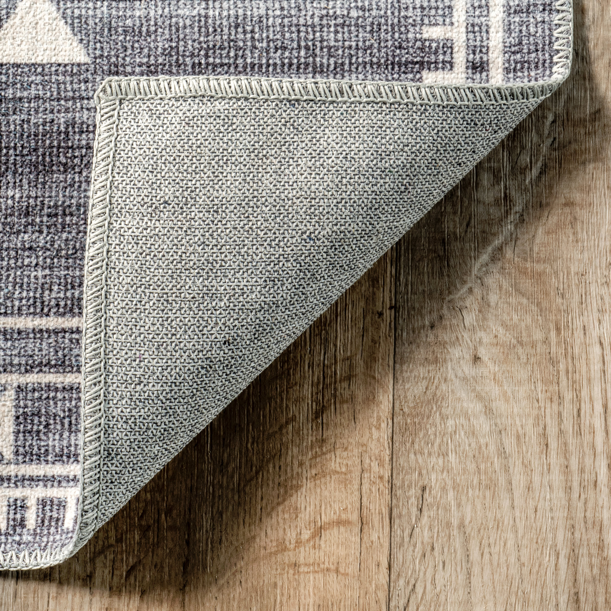Poppy Persian Spill Proof Washable Rug | Grey