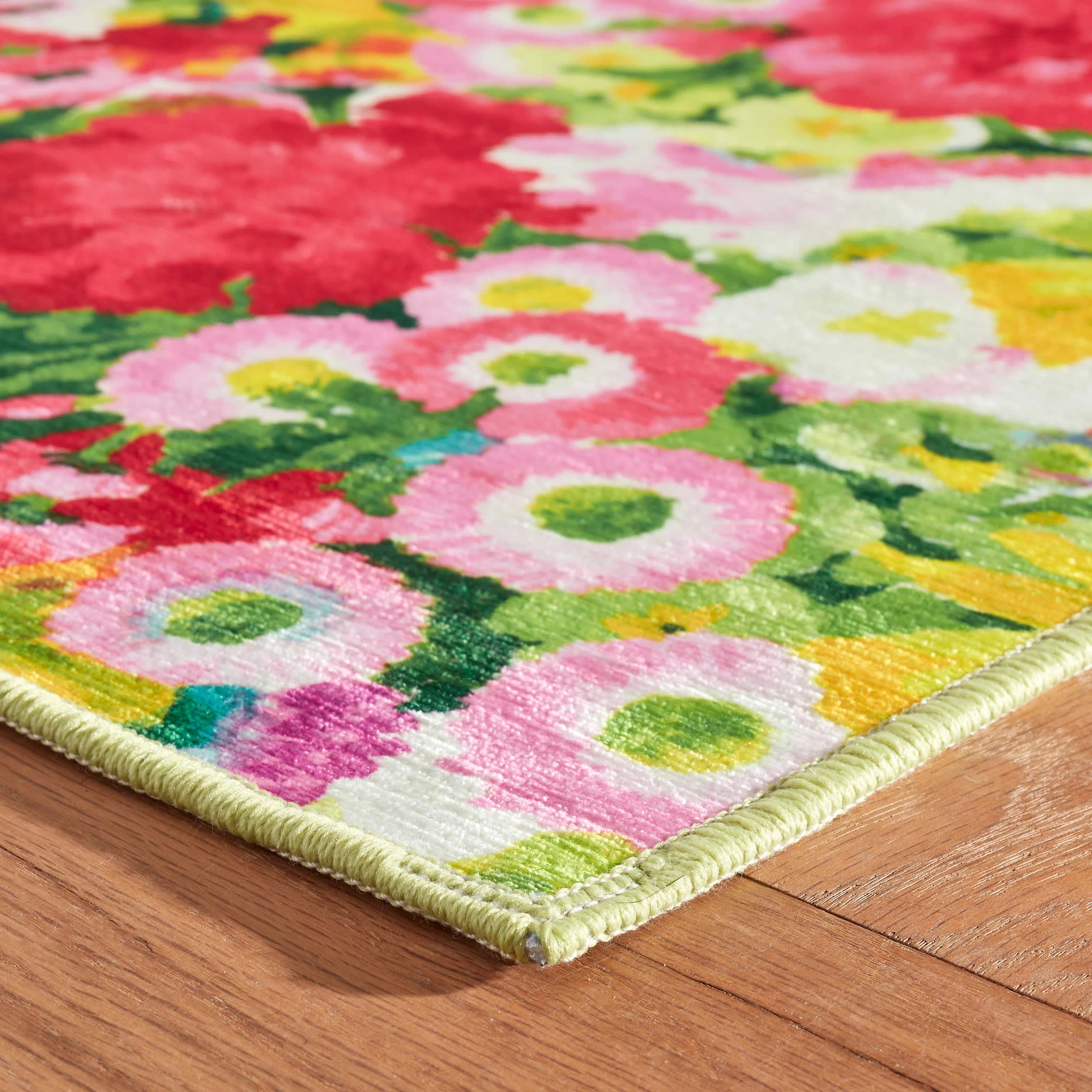 Chamomile Cluster Machine Washable Rug | Multi