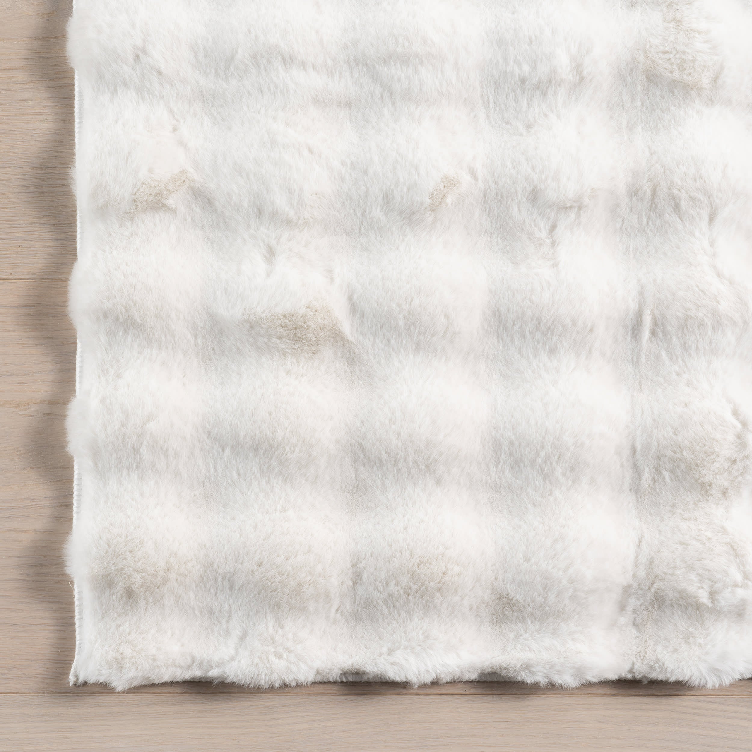 Ivana Checkered Plush Cloud Washable Rug | Off White