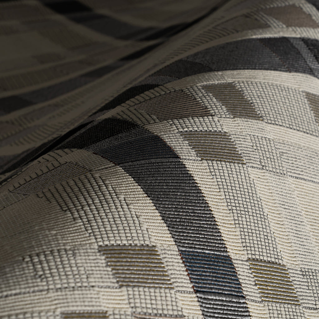 Mesael Modern Plaid Indoor/Outdoor Rug | Blue