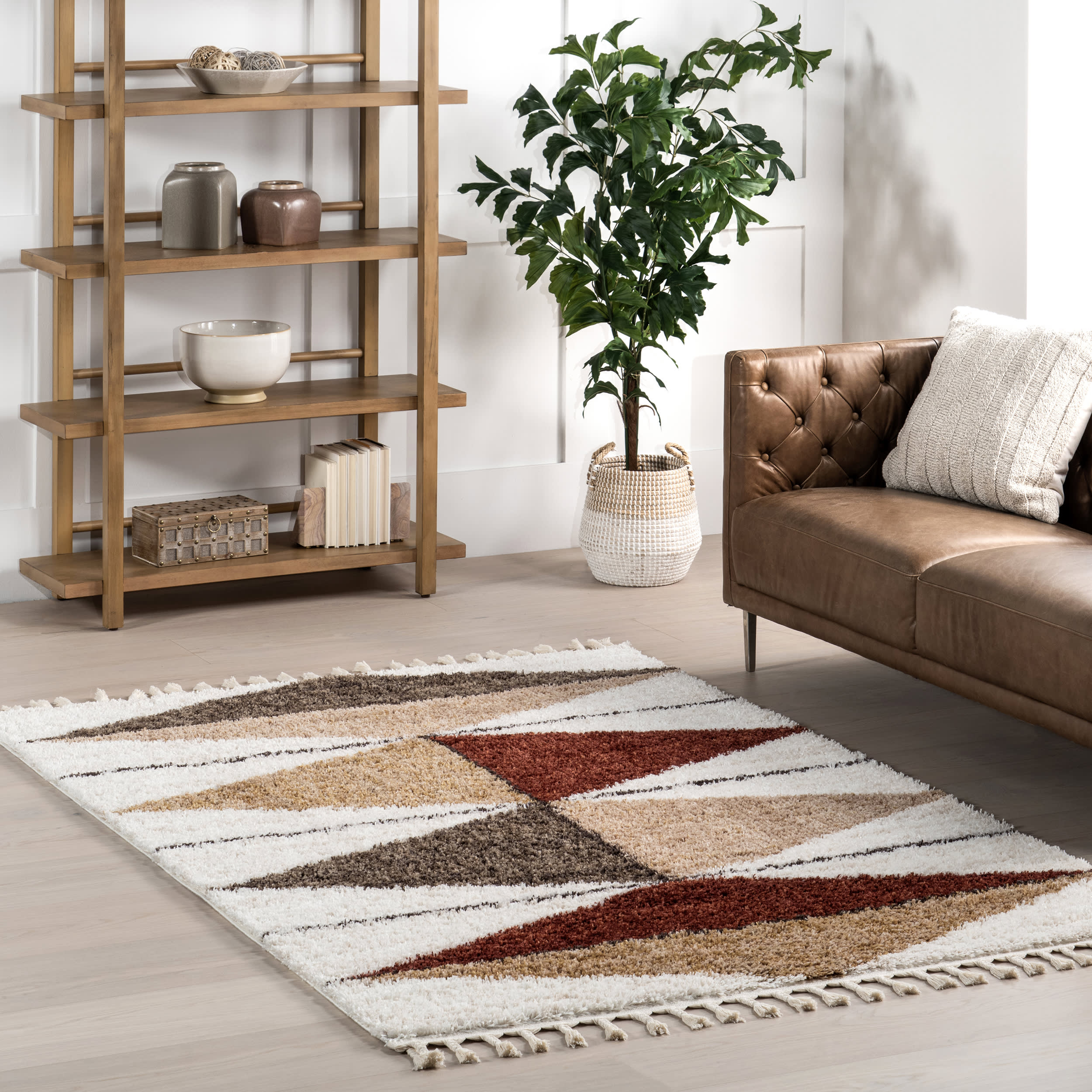 Alexia Diamond Tasseled Rug | Multicolor Secondary image