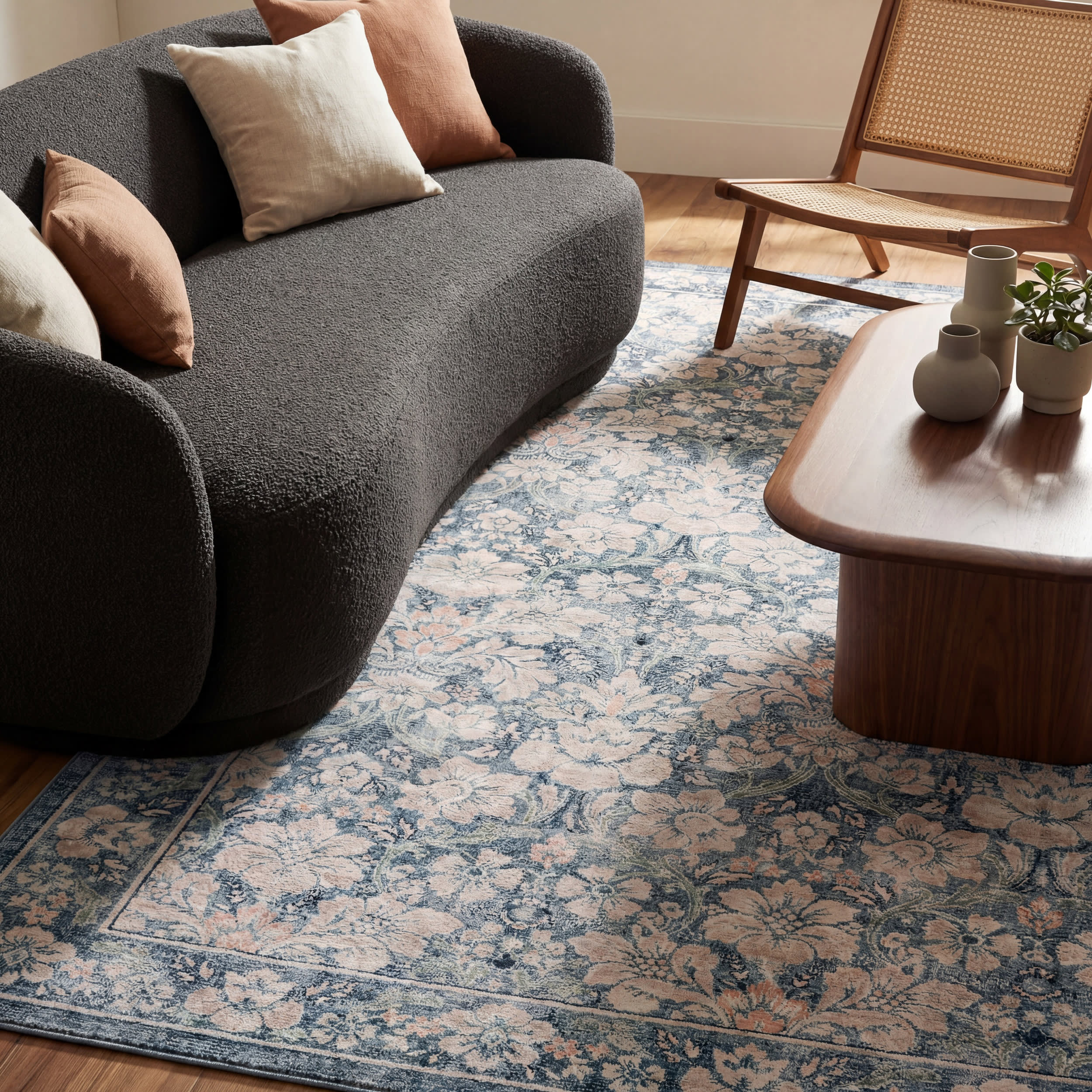 Kinice Traditional Floral Washable Rug | Dark Blue Image principale du produit
