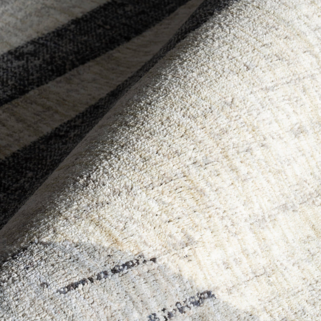 Karter Striped Trapezoid Rug | Light Grey