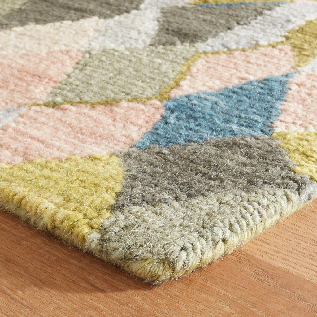 Deer Leap Hand Hooked Wool Rug | Coral