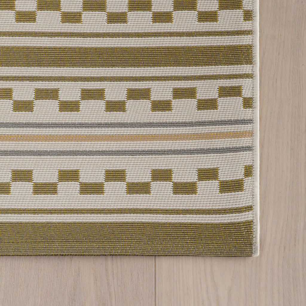 Caldera Modern Checkered Indoor/Outdoor Rug | Tan