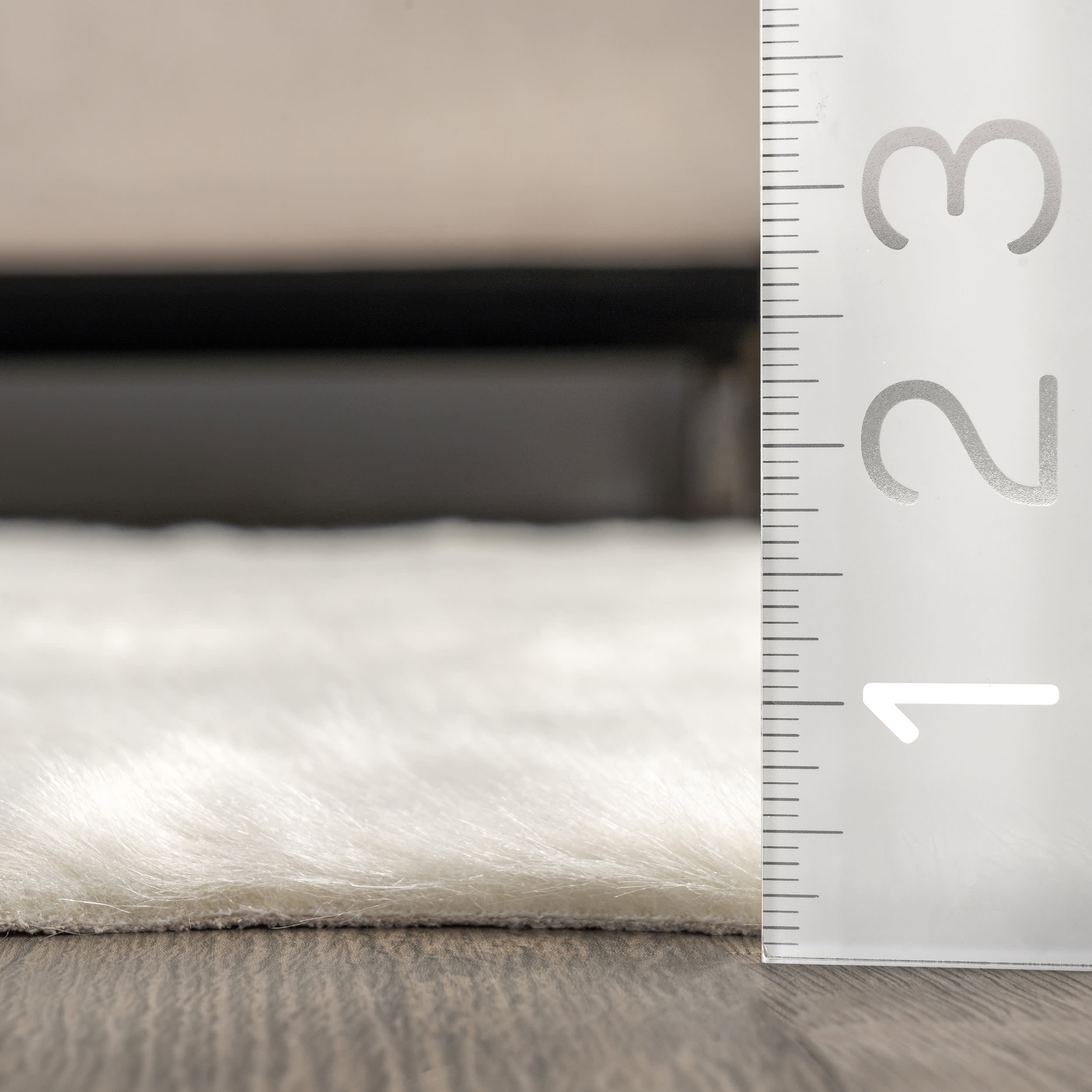 Zahara Faux Cowhide Washable Rug | Off White