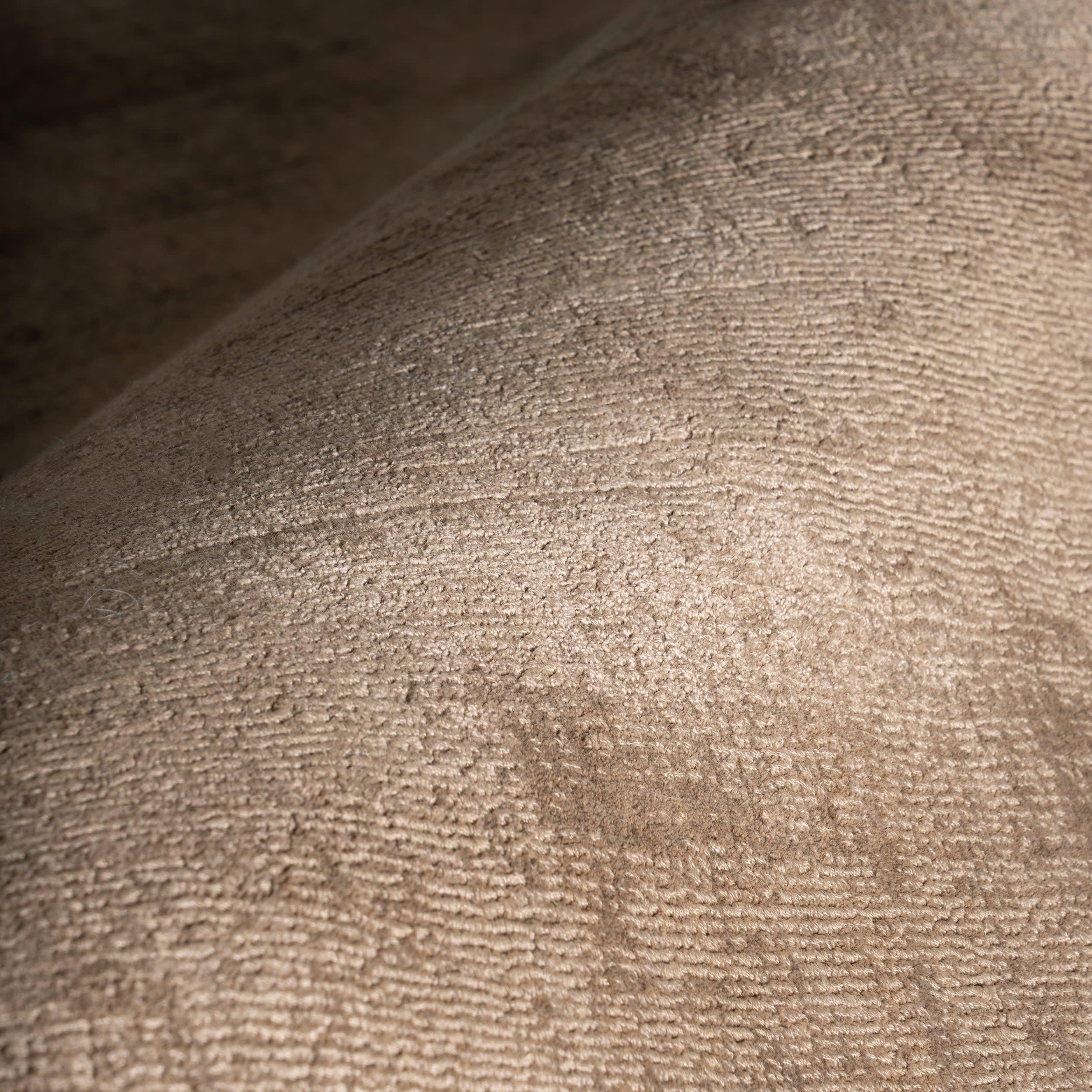 Alva Hand Loom Knotted Viscose Rug | Taupe