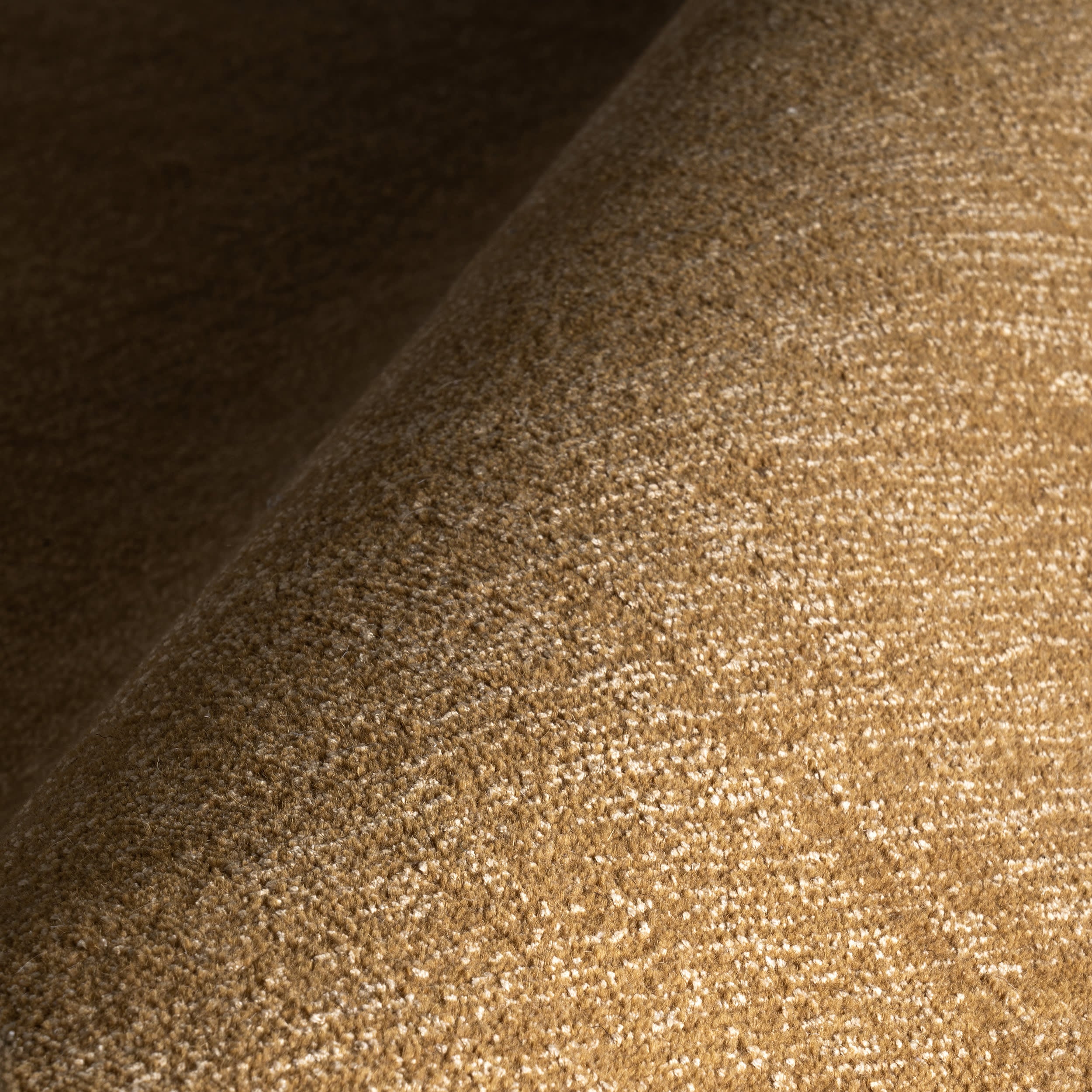 Arrel Speckled Wool-Blend Rug | Wheat