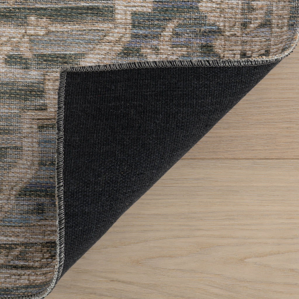 Nefre Traditional Diamond Rug | Blue