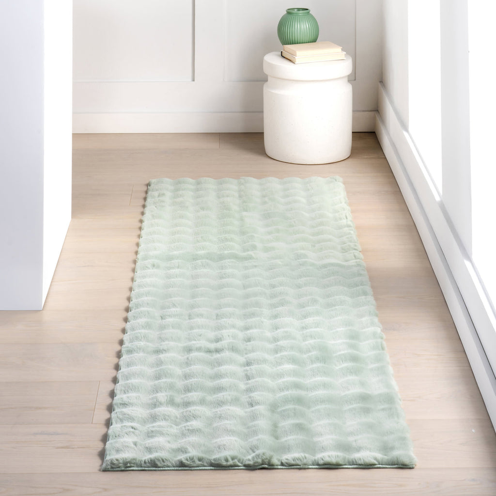 Ivana Checkered Plush Cloud Washable Rug | Mint Green