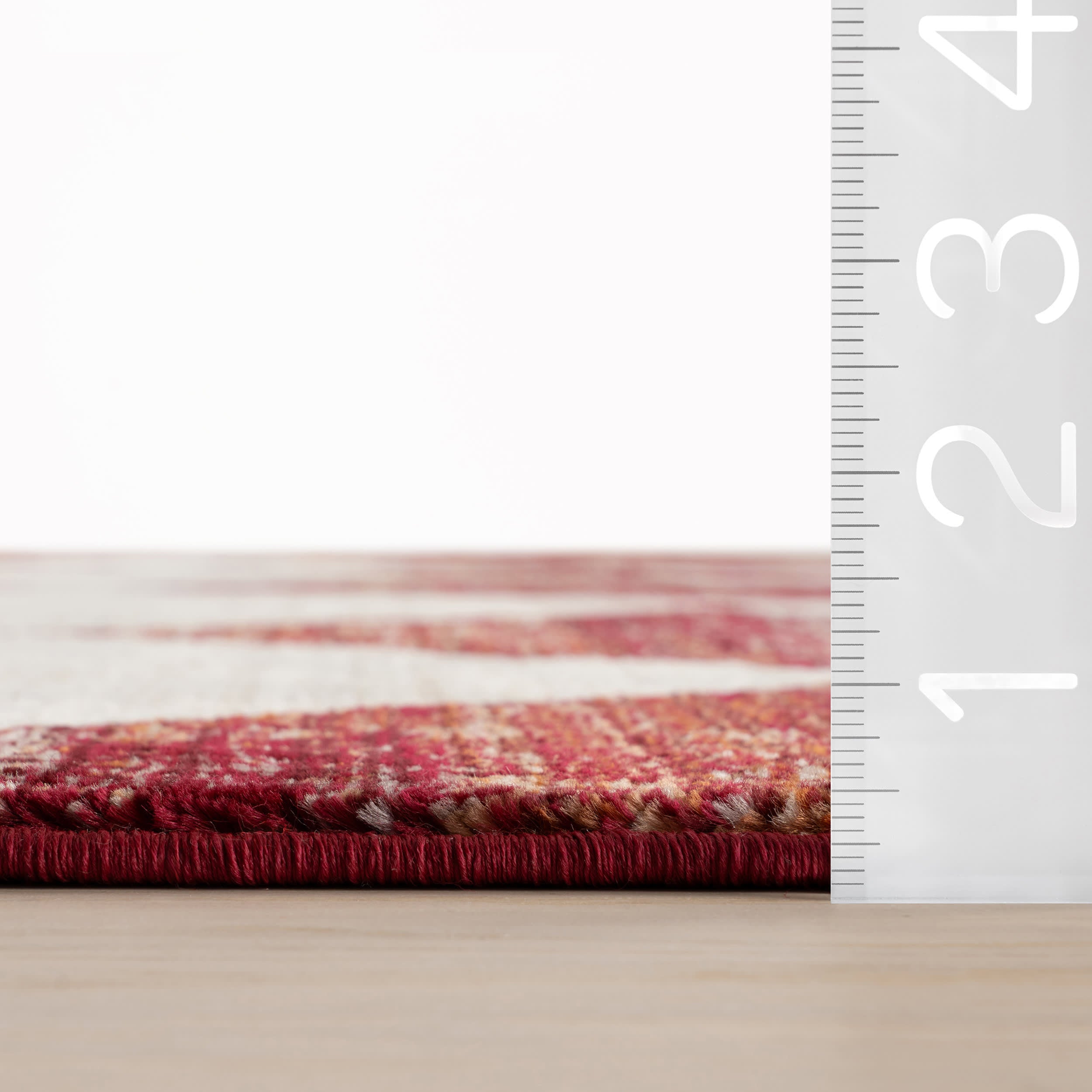 Vanni Checkered Fringed Rug | Red