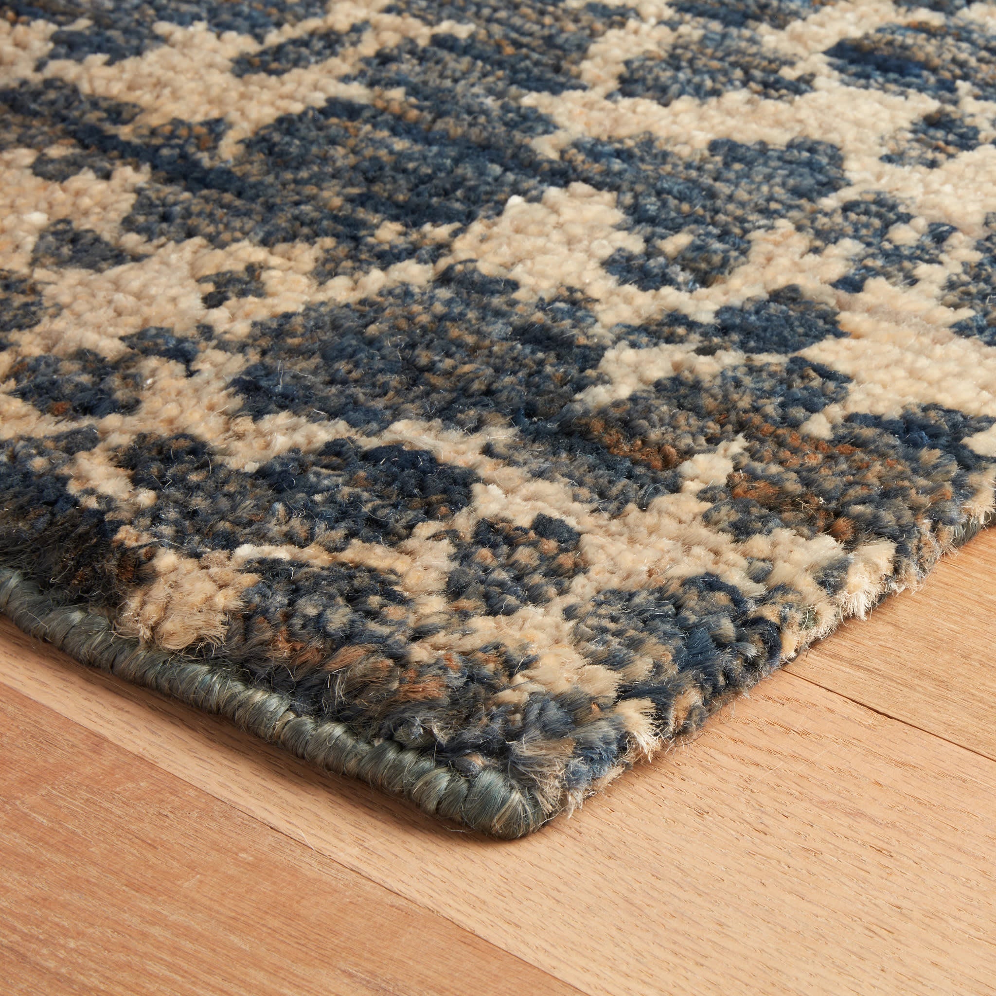 Stormi Hand Knotted Jute Rug | Indigo