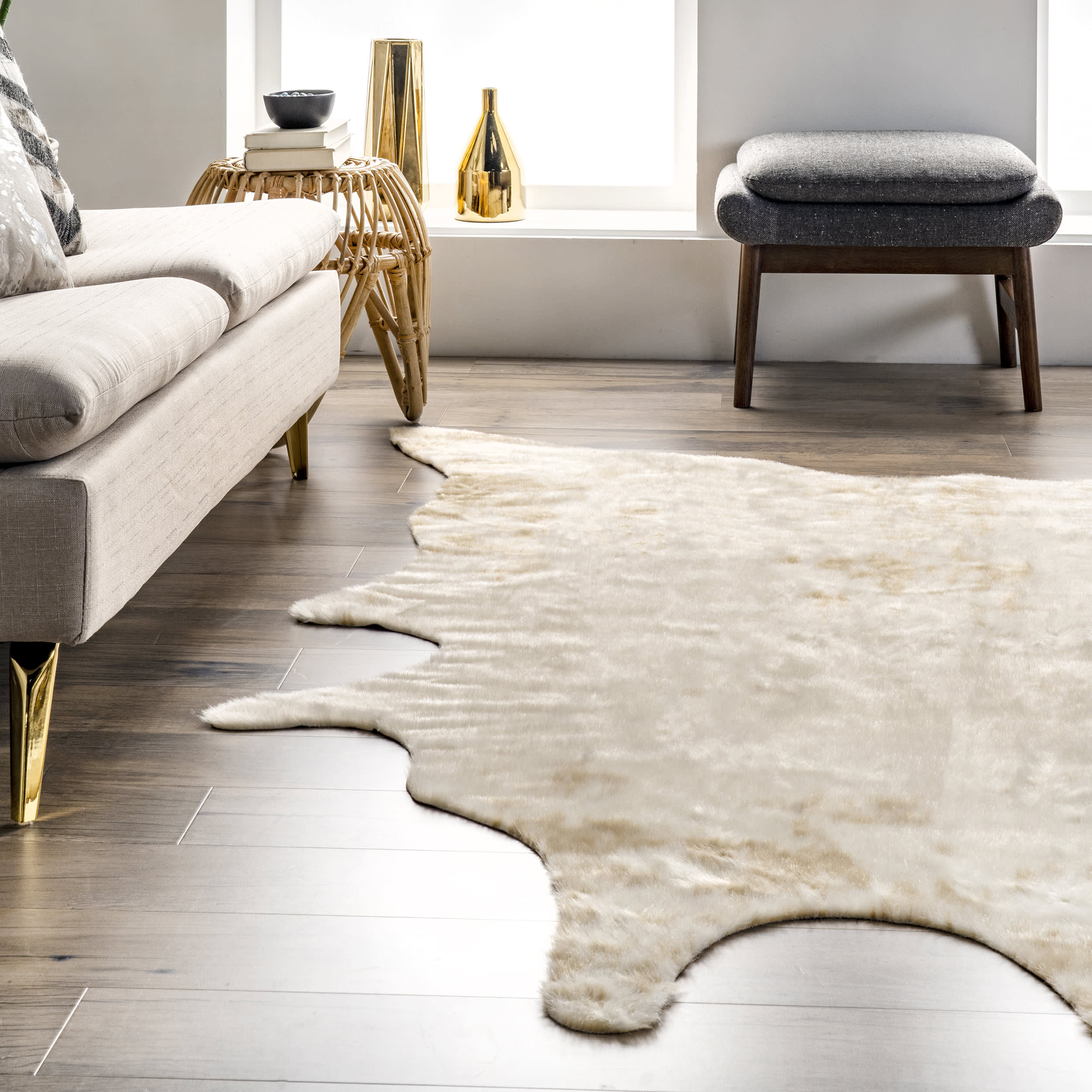 Zahara Faux Cowhide Washable Rug | Off White