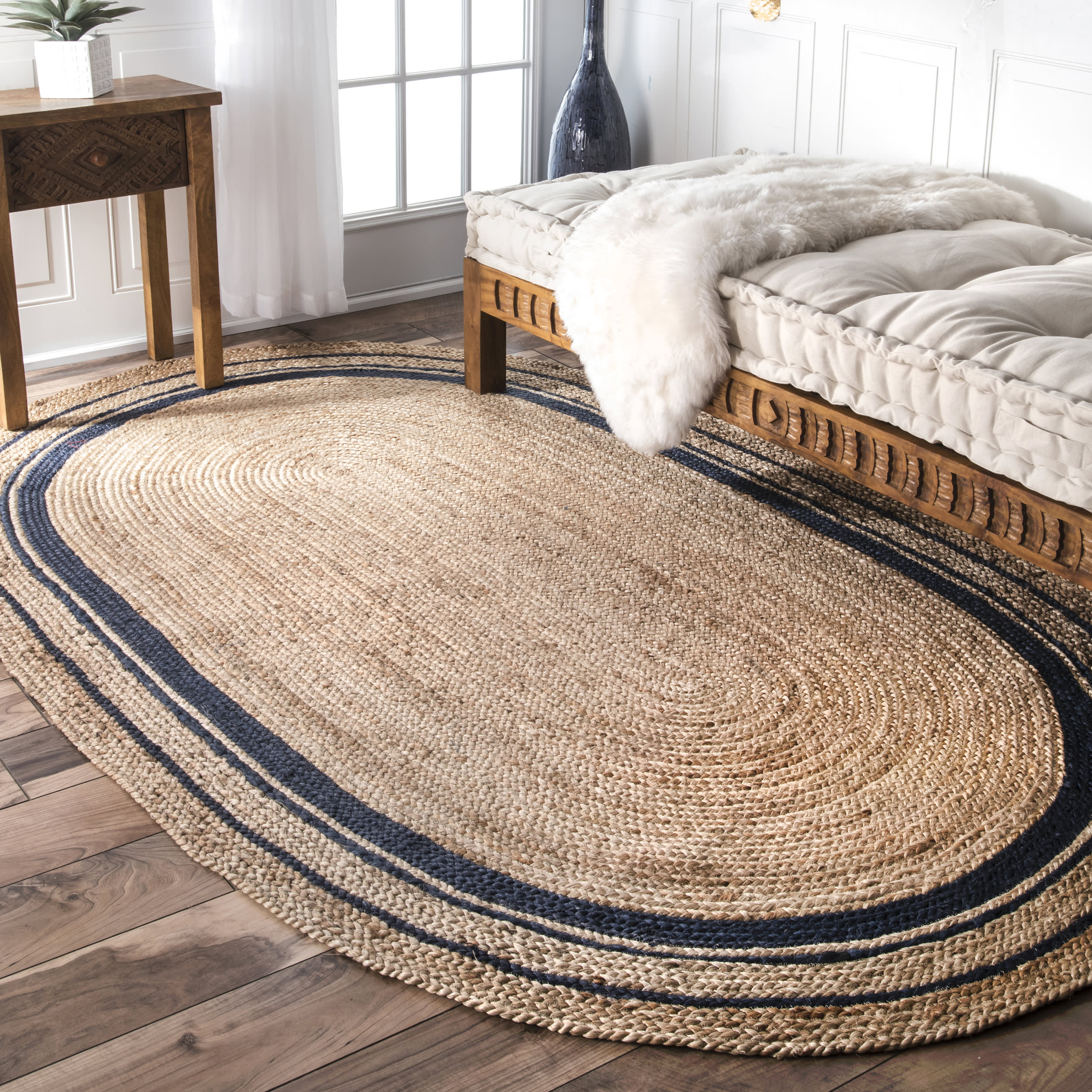 Jute Braided Saturn Border Rug | Navy