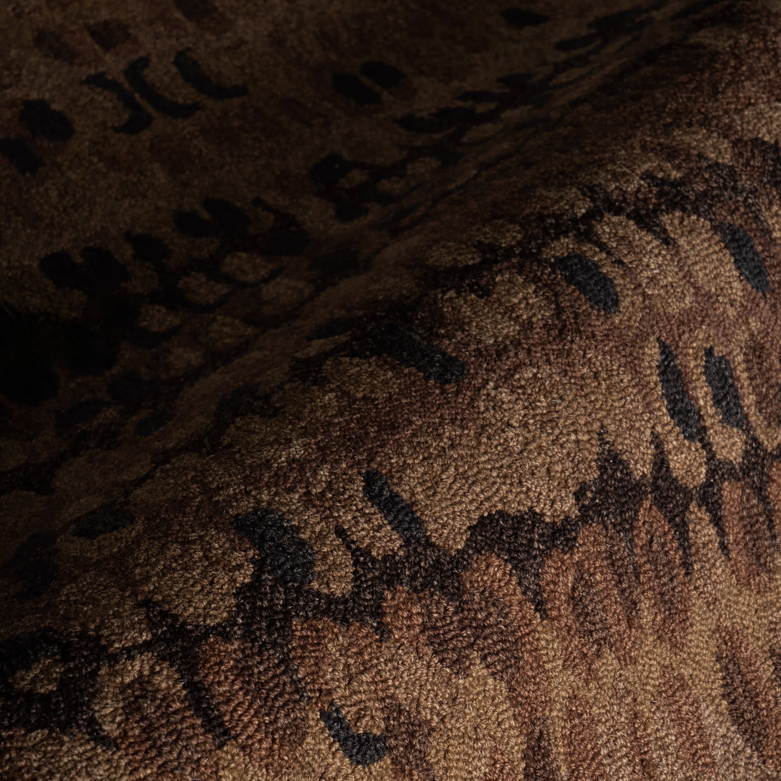 Paint Chip Hand Micro Hooked Wool Rug | Bark