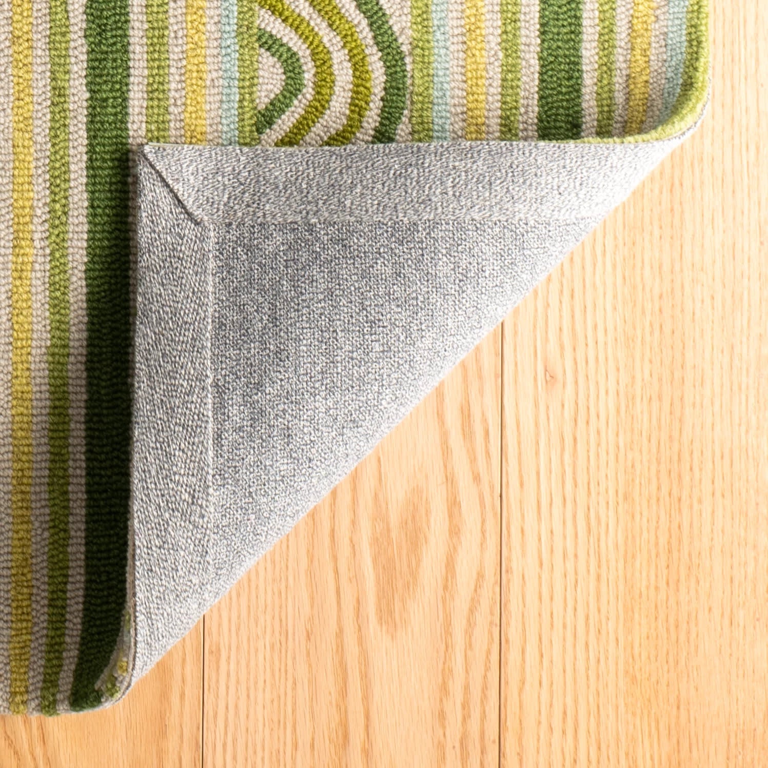 Button Hand Micro Hooked Wool Rug | Olive