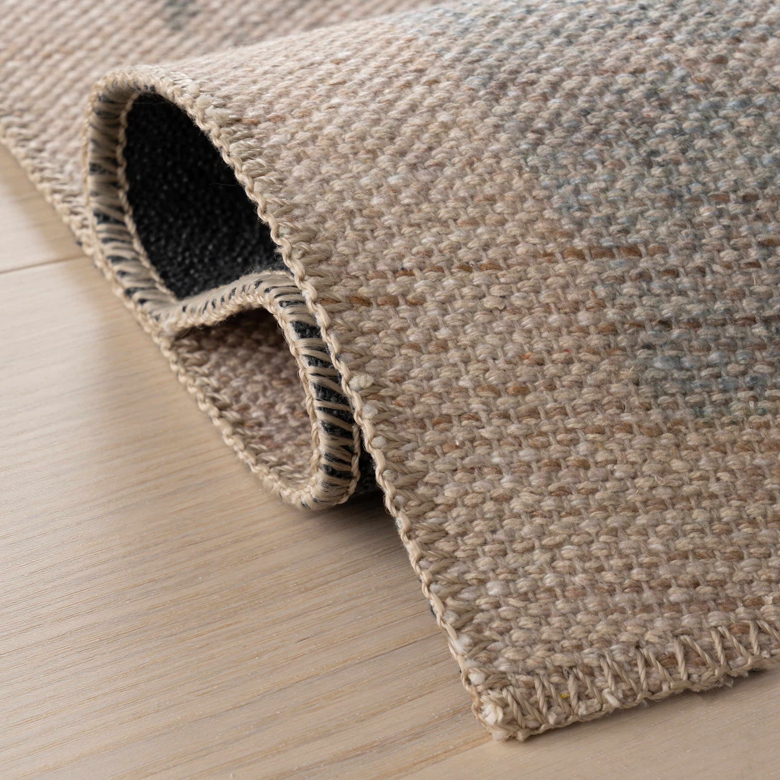 Sahi Traditional Diamond Washable Rug | Blue