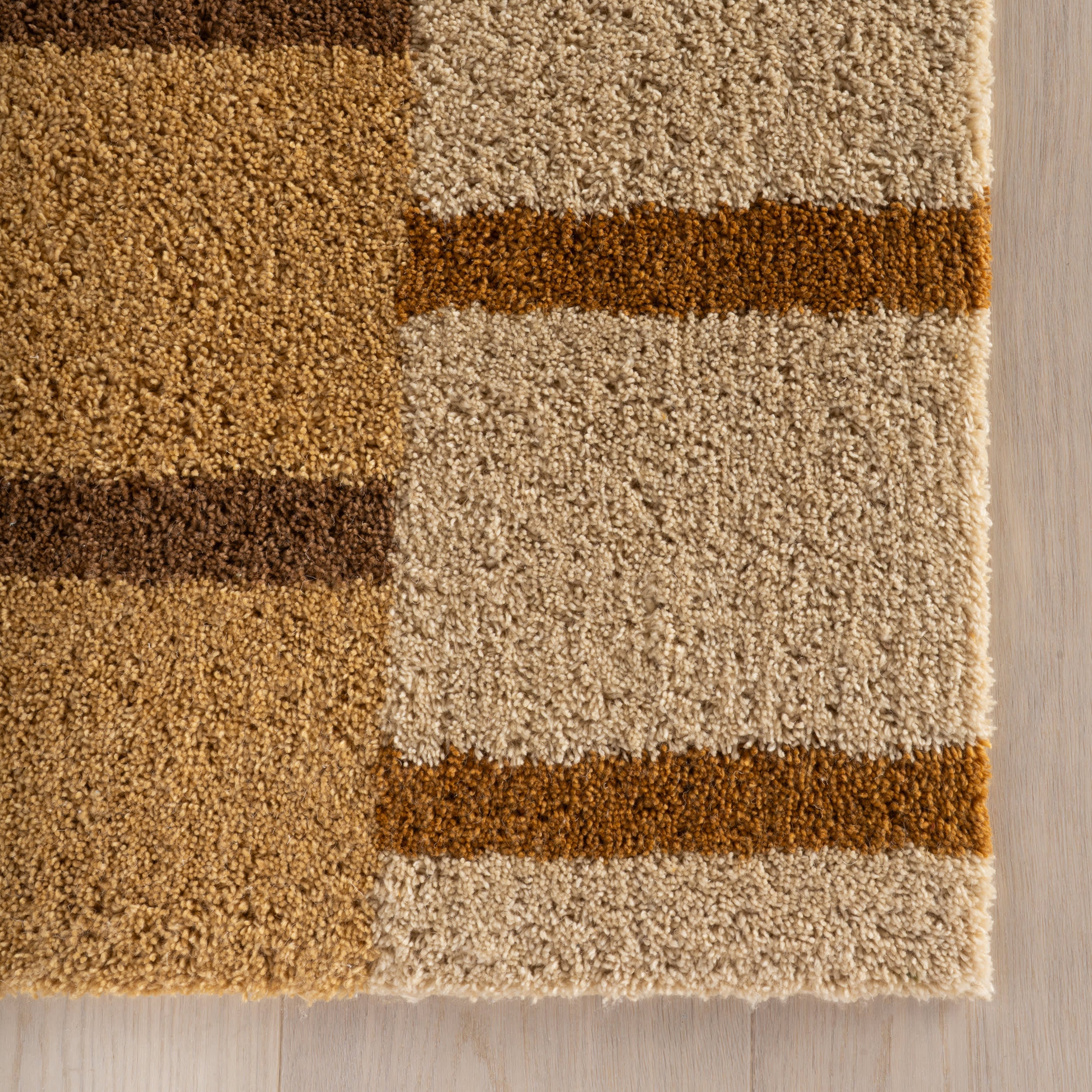 Saga Geometric Rug | Amber