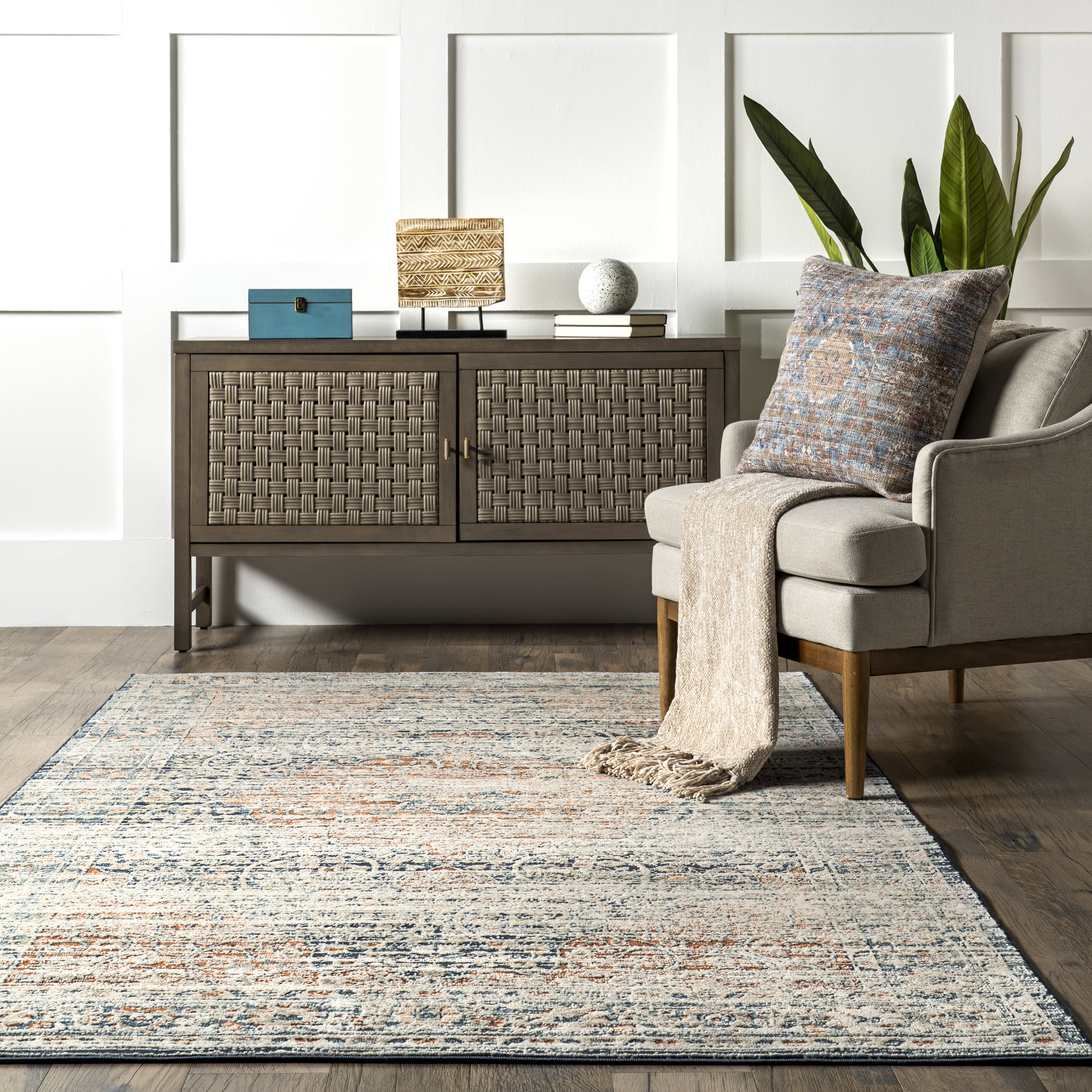 Antonia Vintage Medallion Rug | Beige