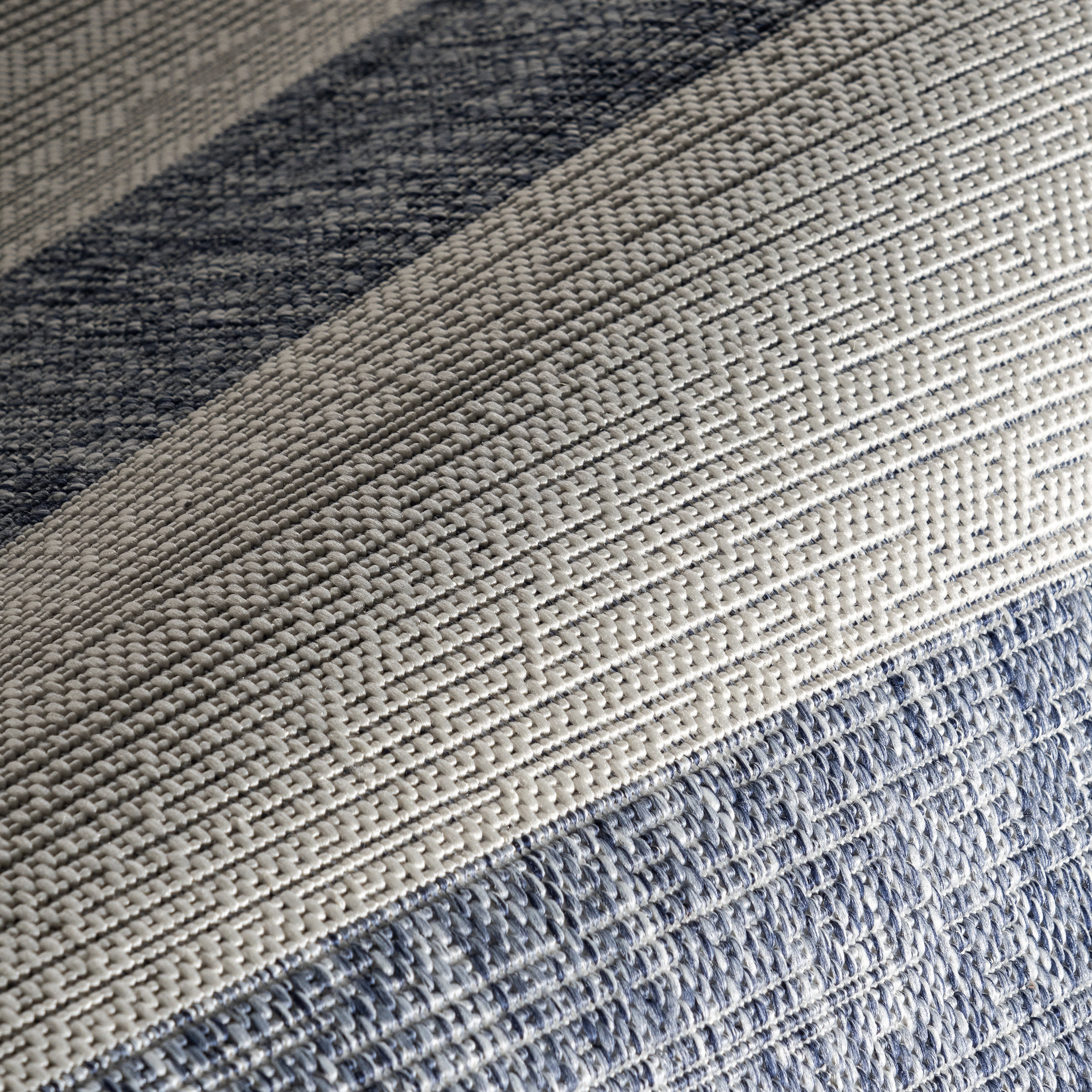 Ariah Wide Stripes Indoor/Outdoor Rug | Blue
