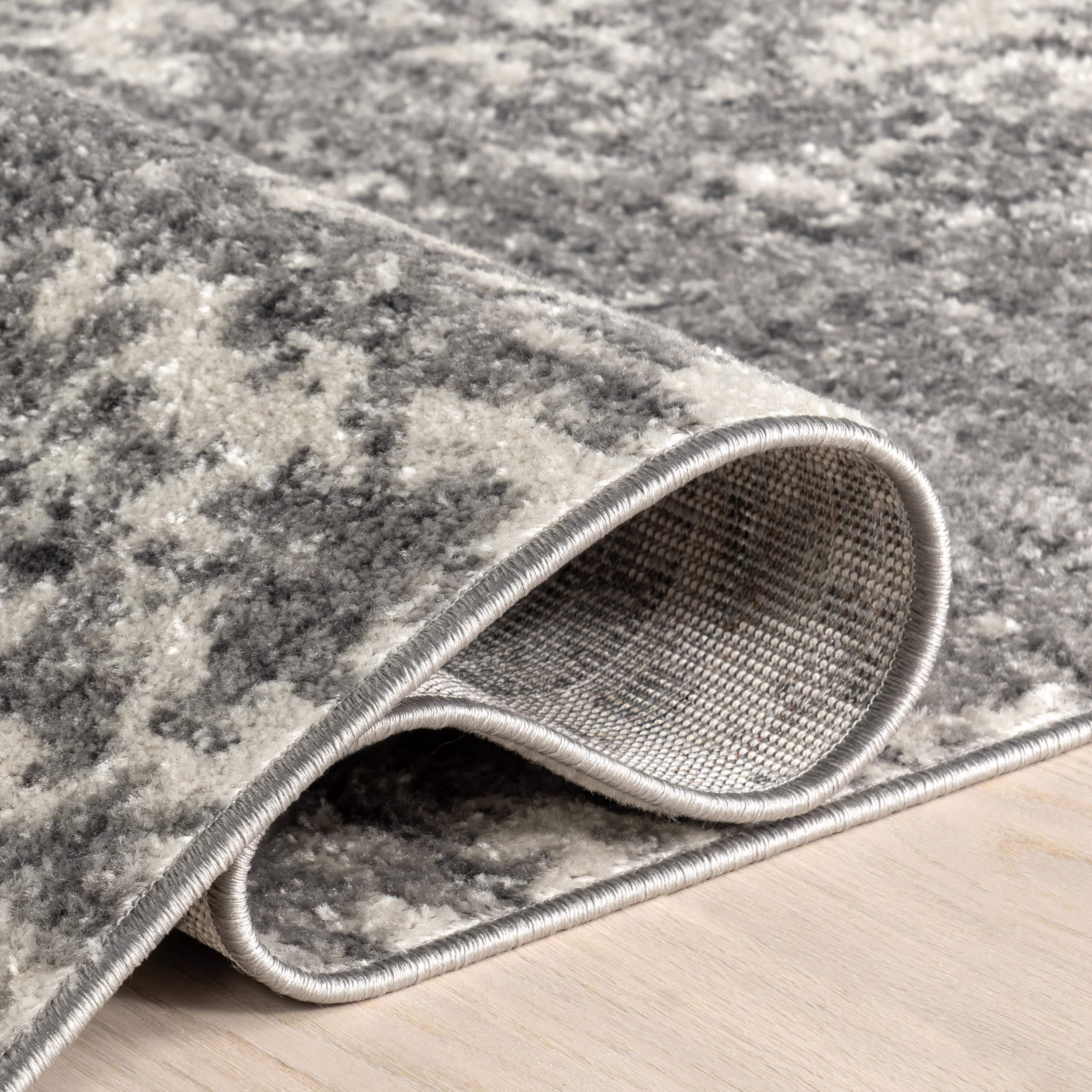 Ruby Distressed Mist Rug | Grey
