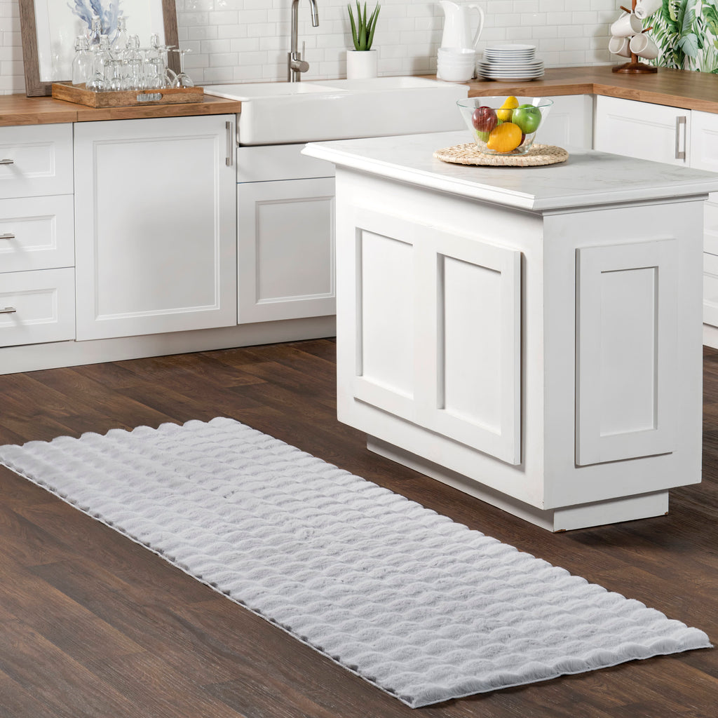 Ivana Checkered Plush Cloud Washable Rug | Silver