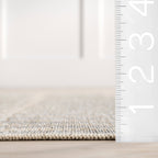 Averie Geometric Indoor/Outdoor Rug | Light Grey