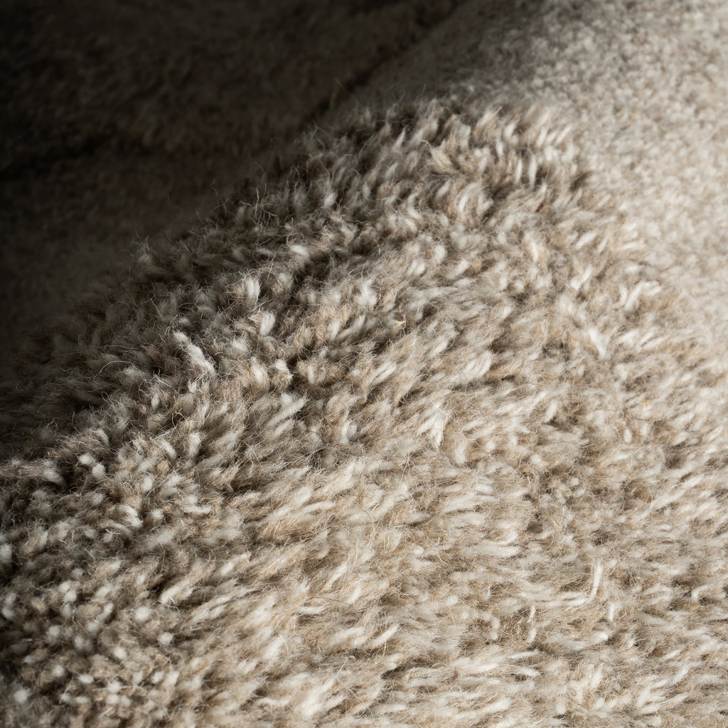 Sorvelle Modern Solid Wool Rug | Grey