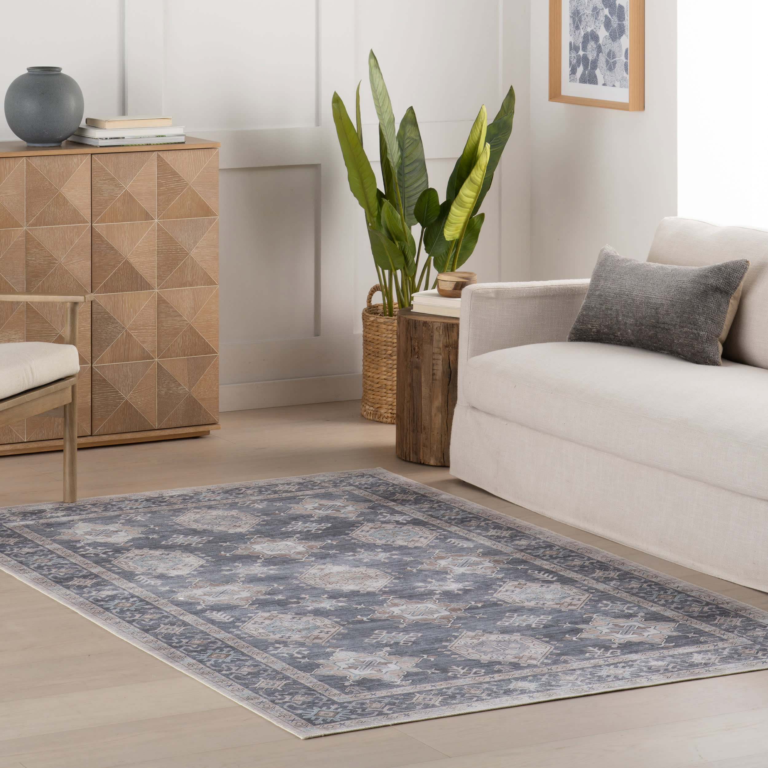 Francesca Timeworn Charm Spill Proof Washable Rug | Blue Image principale du produit