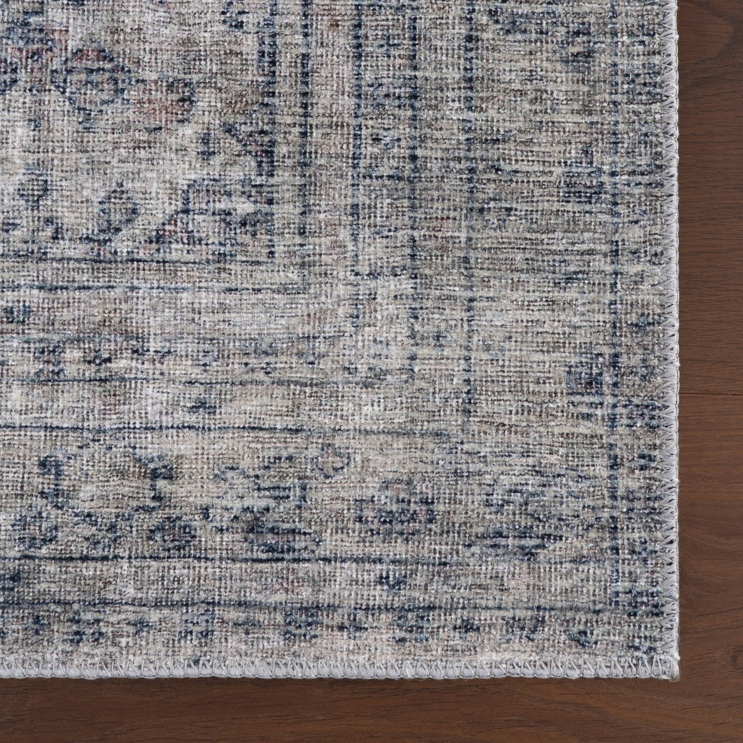 Zella Vintage & Distressed Washable Rug | Blue