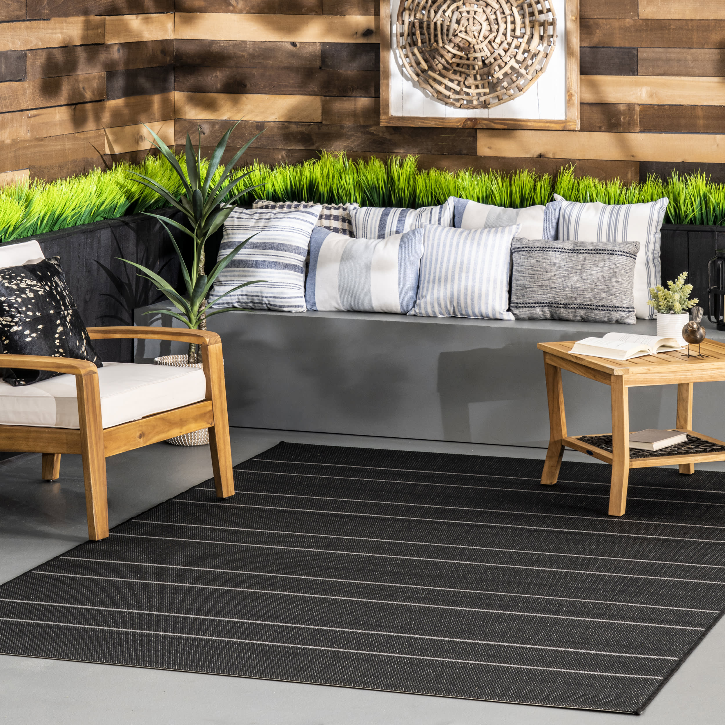 Venetian Pinstripes Indoor/Outdoor Rug | Black Secondary image