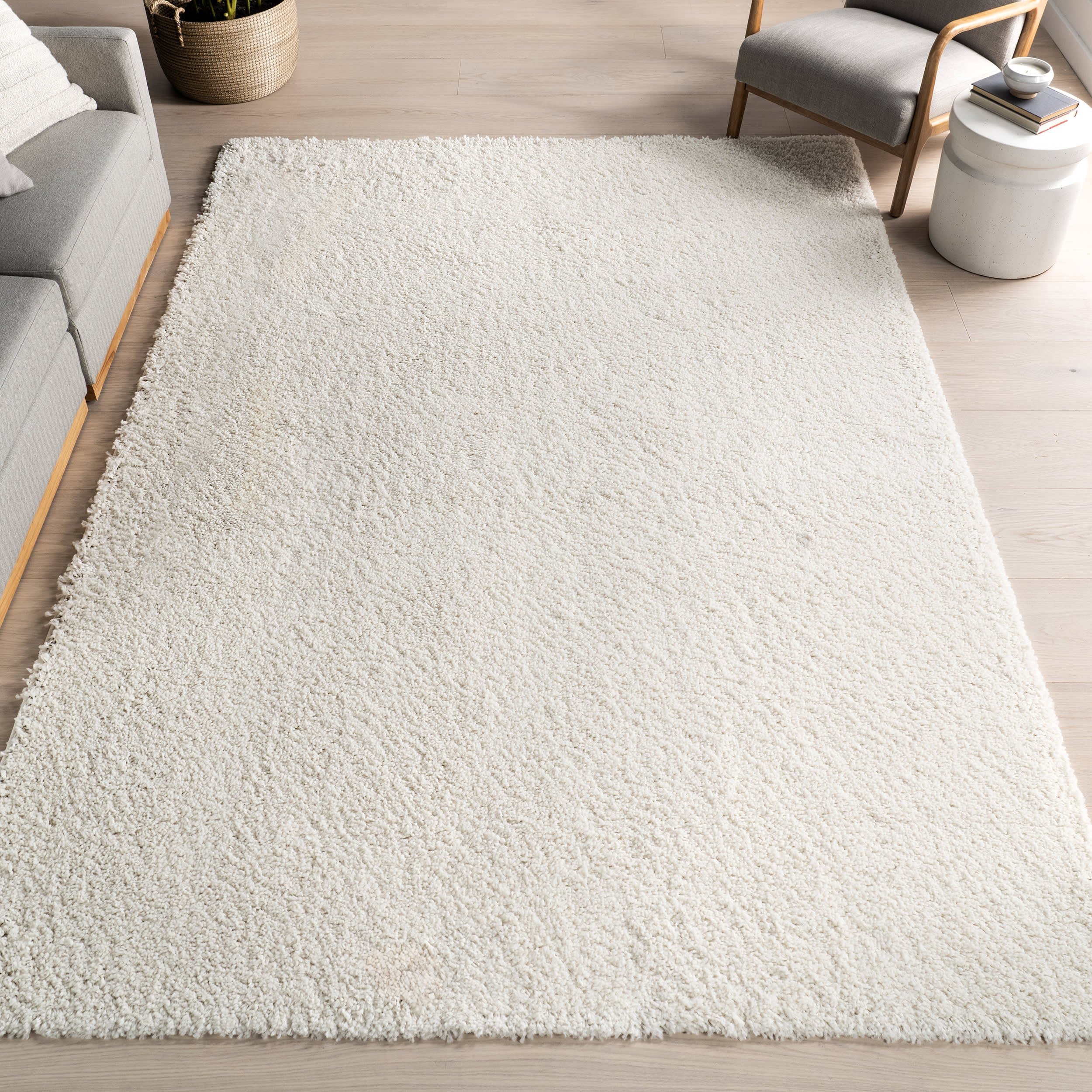 Plush Solid Shaggy Rug | Off White Secondary image