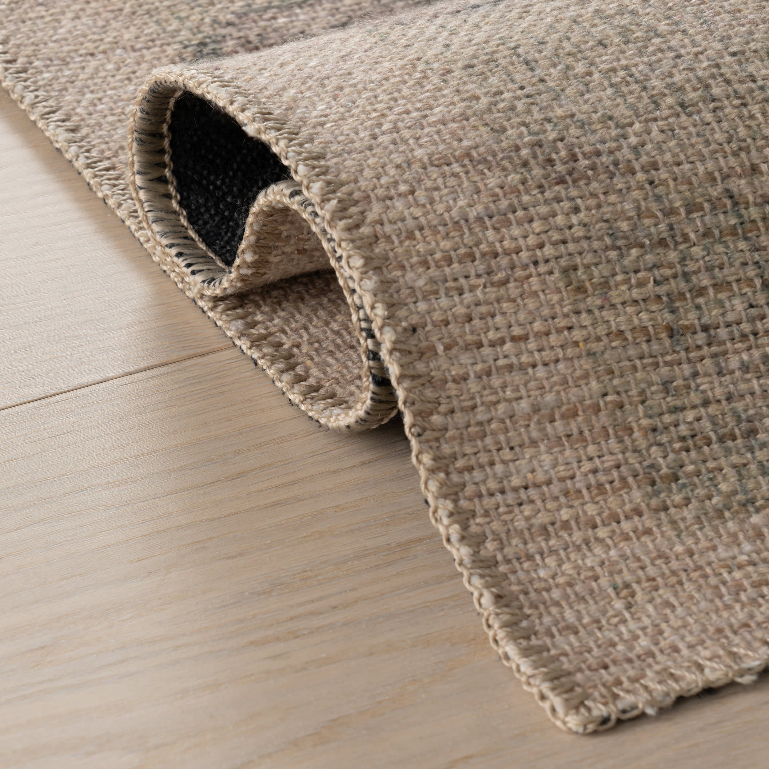 Sahi Traditional Diamond Washable Rug | Green