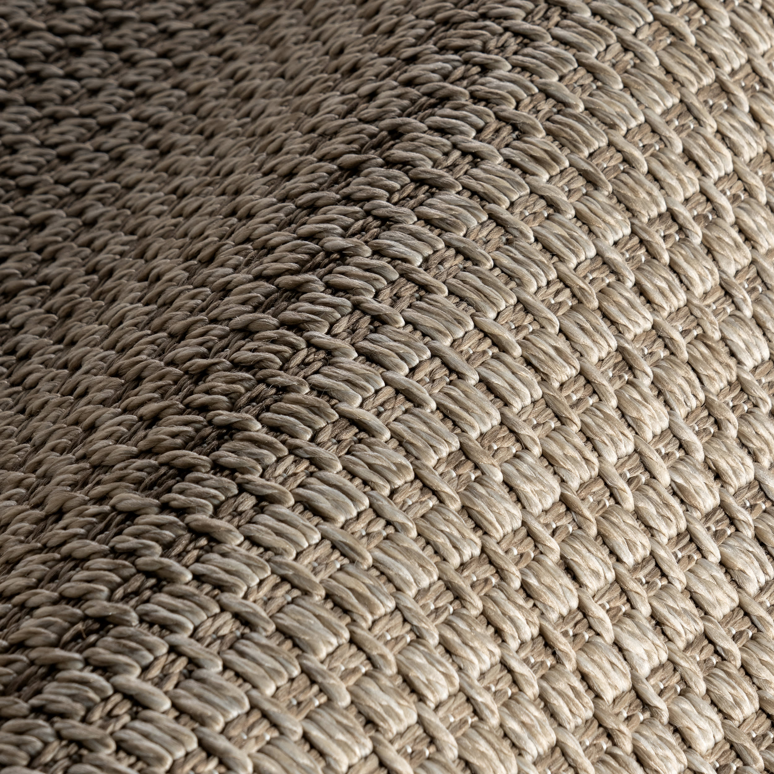 Alora Textured Geometric Indoor/Outdoor Rug | Neutral