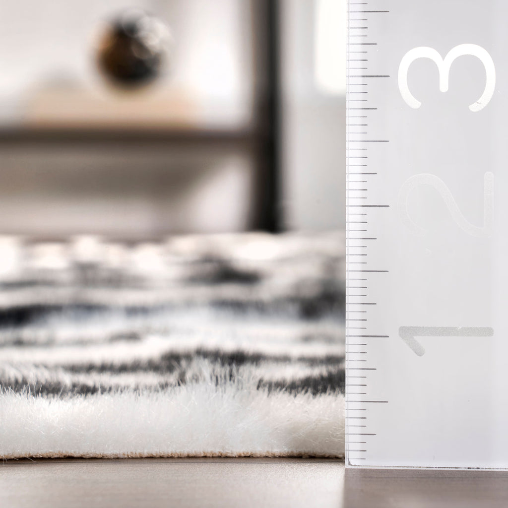 Clara Zebra Washable Rug | Black