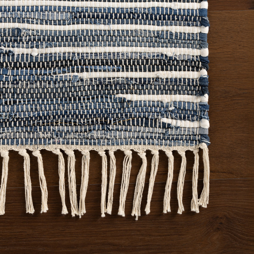 Dira Denim Bohemian Diamond Rug | Blue
